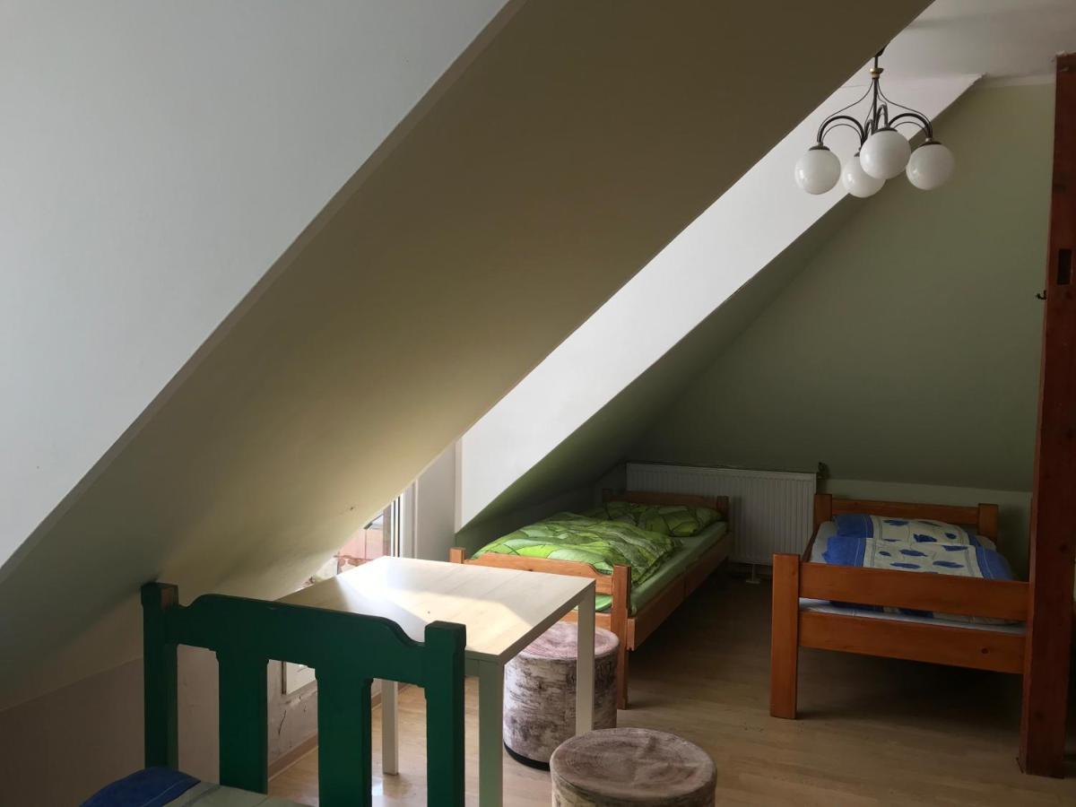 Hotel Latarnia Wagabundy Bieszczady à Wola Michowa Extérieur photo